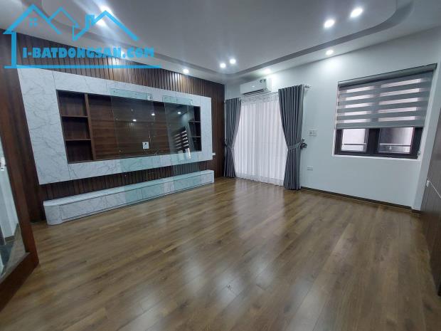 Bán Nhà Phố Bồ Đề 40m2 6 Tầng Thang Máy, Ô Tô Cách Nhà 30m Full Nội Thất Chỉ 8 Tỷ - 4