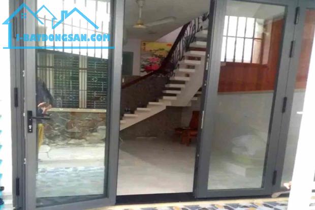 Bán nhà hẻm xe hơi, Đoàn Giỏi, Tân Phú, 4m x 10m, 42 m², gần Aeon Mall - Giá 5.7 tỷ TL