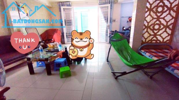 DIỆN TÍCH 93M2 - 5M6 x 16M6 - XE HƠI ĐẾN NHÀ - SÁT MẶT TIỀN QL 50 - 3.8 TỶ. - 3
