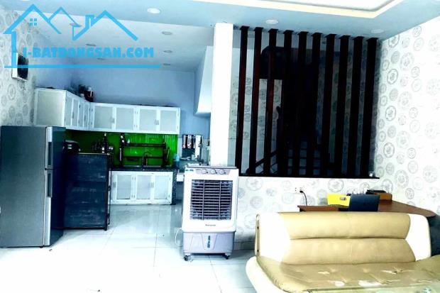 Bán nhà hẻm Tân Kỳ Tân Quý, Tân Phú, 4.9m x 11.5m, 52.8 m², 2 PN - Giá 5.4 tỷ TL - 2