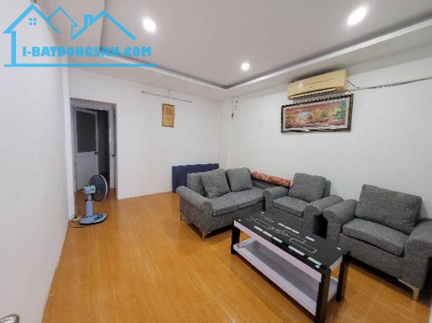 BÁN NHÀ 2 TẦNG, 35M², LÊ HỒNG PHONG, QUẬN 10 - VỊ TRÍ VÀNG, GIÁ 8.6 TỶ - SỔ HỒNG CHÍNH CHỦ - 3