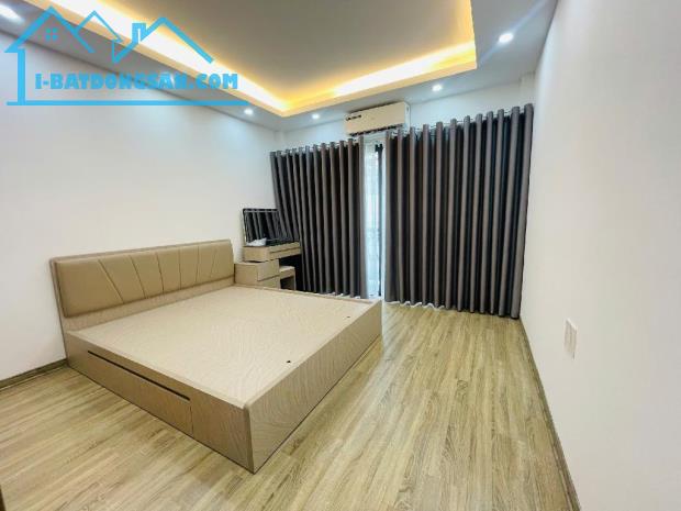 Bán nhà Hồng Tiến 5T Lô Góc, oto đỗ cửa, oto tránh, cực đẹp giá chỉ nhỉnh 6 tỷ còn TL. LH - 3