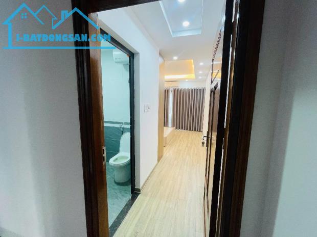 Bán nhà Hồng Tiến 5T Lô Góc, oto đỗ cửa, oto tránh, cực đẹp giá chỉ nhỉnh 6 tỷ còn TL. LH - 4