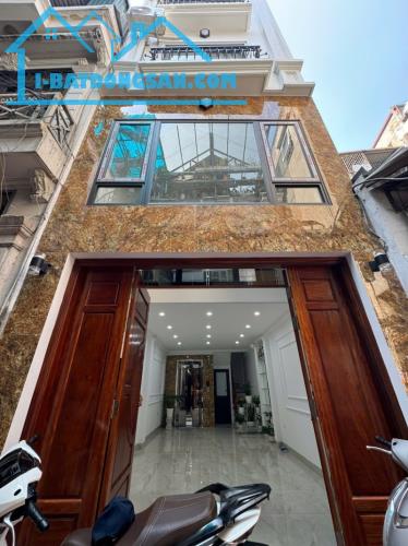 Bán nhà Ngọc Thuỵ,Long Biên 6 tầng,35m gần phố,thang máy nhỉnh 7 tỷ - 4