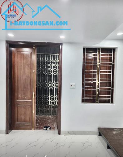 Bán Nhà 2 tầng Trần Nguyên hãn, Lê chân .2,1 tỷ.40 m2.                                +TB. - 5