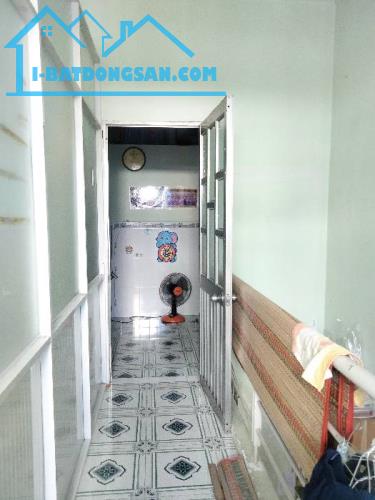 Bán nhà đường Lý Thánh Tông Tân Phú TpHCM 36m2, 4m x 9m, giá 4.2 tỷ - 3