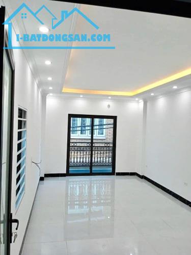 Cần bán nhà 39m2 ôtô nhỏ đỗ cửa Phố An Dương Vương