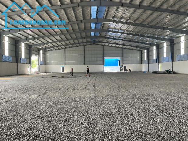 Cho Thuê 6.000m2 Xưởng Mới 100% Ngoài KCN Tân Uyên Bình Dương