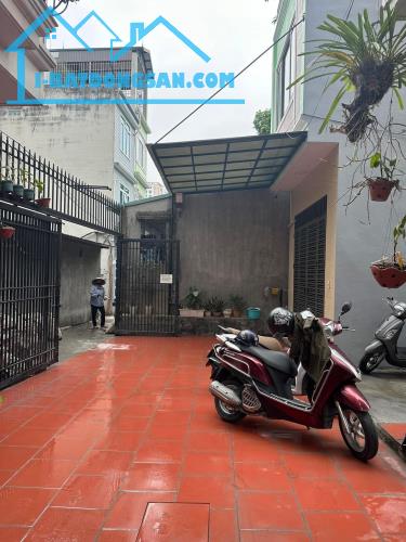 SIÊU PHẨM CỔ LINH 44M2 4 NGỦ HAI THOÁNG TRƯỚC SAU HÀNG XÓM AEON. 7,6TỶ - 5