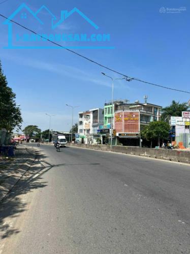 Bán nhanh một nền góc 2 mặt tiền duy nhất, mặt tiền đường D5 (lộ giới 20m) dự án Kiến á Q9 - 4