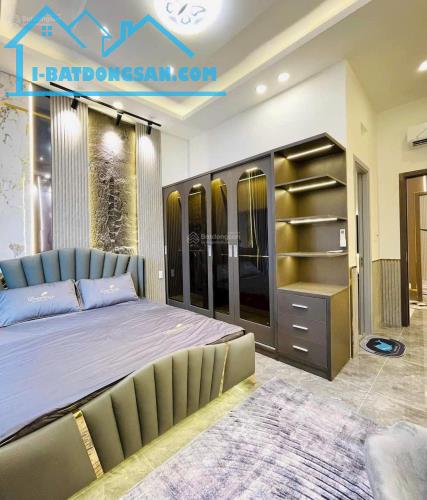 Bán gấp nhà!Đường Võ Thị Sáu, Phường 14,Quận 3, Giá 2tỷ6,Diện tích 52m2,HXH 8m - 3