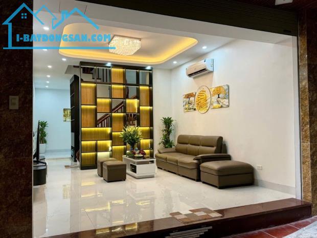 CẦN bán nhà Nguyễn Ngọc Nại, NỘI THẤT ĐẸP, 55m2, 11.6 tỷ, MẶT TIỀN BỀ THẾ, gần phố - 2