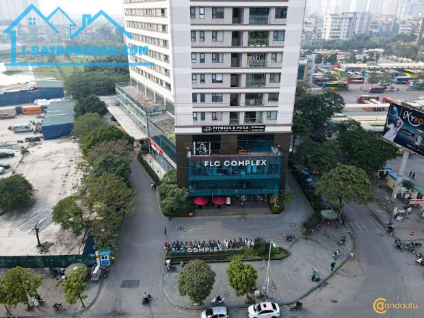 Bán chung cư FLC Complex 36 Phạm Hùng – 3PN ( 96m2) – giá chào 6,x tỷ - căn góc đẹp. - 2