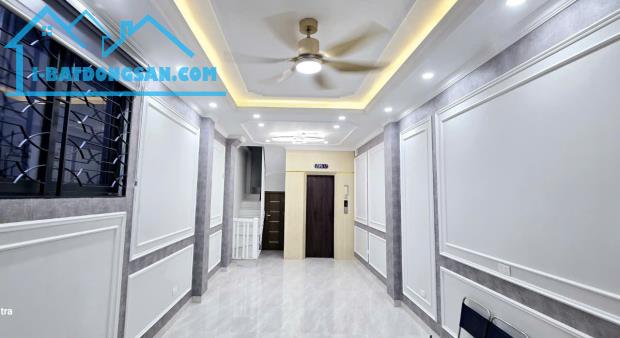 Bán nhà phân lô Lương Khánh Thiện (Cạnh cck35), 37m2x6T, mới, thang máy, ô tô 4 chỗ đỗ cửa - 2