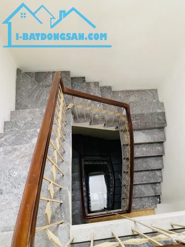 Nhà Phố Ngọc Khánh, ngõ rộng ngách xe máy tránh DT 50m2. - 3