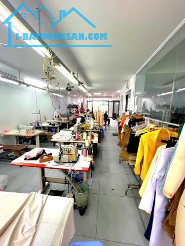TÒA VĂN PHÒNG SÁT TRƯỜNG CHINH TB- 7X20M- 500M SÀN- 5 TẦNG- 13.X TỶ - 3
