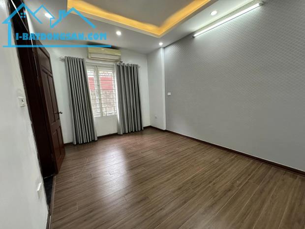 Bán Nhà Lô Góc Quang Trung, Hà Đông 52m2, Mặt Tiền 4.2m, Ô Tô Tránh, Chỉ 8.5 Tỷ - 3