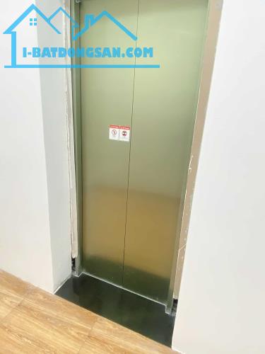 Định cư Mỹ, bán nhà mặt tiền 2 Tầng, 12x25, 5 tầng thang máy, dòng tiền cao, shr, 2x tỷ - 4