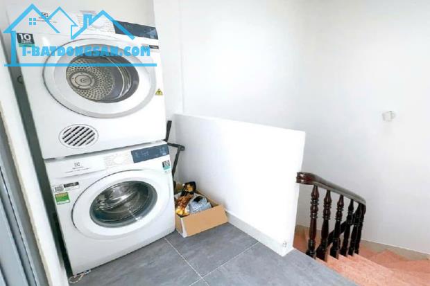 Bán nhà Nguyễn Thị Huỳnh Phú Nhuận Phường 11, 39 m² (6.5m x 6m) 4 Tầng - Giá 6.4 tỷ TL - 3