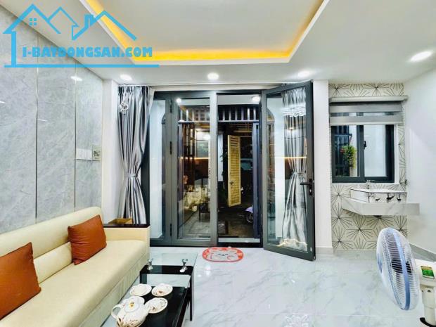 Bán nhà ở Vườn Chuối Phường 4 Quận 3 3tỷ210 72m2 4PN5WC, SHR,HXH. Gần Bệnh viện Bình Dân. - 1