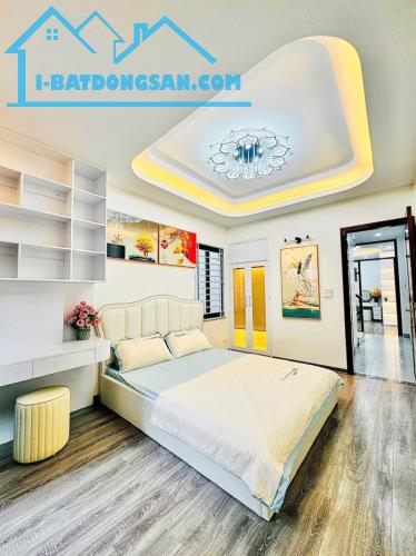 Bán nhà sát hồ khương thượng quận đống đa ,4 tầng 38m2,đẹp long lanh, hơn 8 đồng