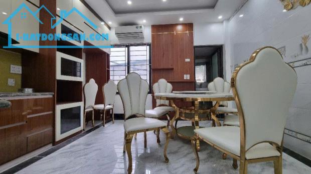 CẦN BÁN GẤP CĂN BIỆT THỰ NGUYỄN KHUYẾN HÀ ĐÔNG, MẶT PHỐ , DT: 120M2, GIÁ BÁN 25,9 TỶ - 2