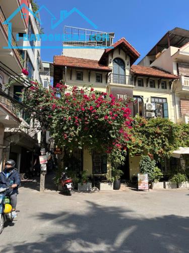 NHÀ HOT PHỐ ĐỘI CẤN - NGÕ TRƯỚC NHÀ 3M - NHÀ MẶT NGÕ THÔNG - CÁCH PHỐ Ô TÔ TRÁNH 50M - 3
