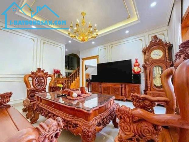 Nhà Mặt Tiền Kinh doanh P8 Thành Phố Vũng Tàu DT: 164m² giá : 21 Tỷ 600 - 1