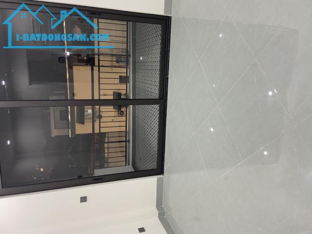 BÁN NHÀ ĐẸP, MỚI, NGÕ RỘNG NGÁCH NÔNG PHỐ YÊN HÒA CẦU GIẤY DT 30M2 - 5