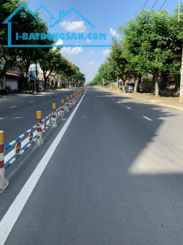 Bán đất mặt tiền Huỳnh văn Nghệ, Phường Bửu Long. 6,3x20m 135m. Giá chỉ 5.5 tỷ