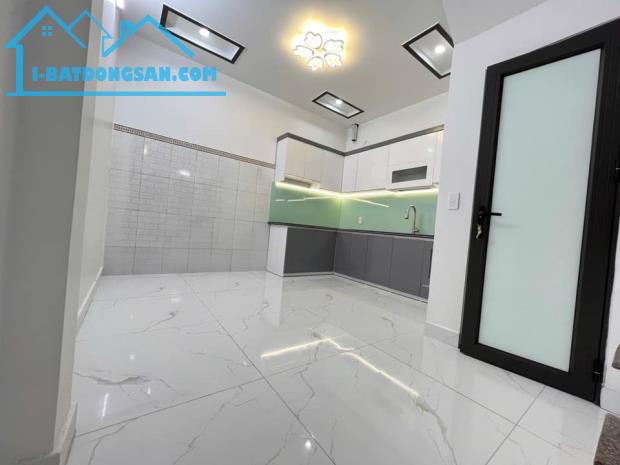 CHỈ NHỈNH 3 TỶ CÓ NHÀ MỚI HẺM XE HƠI KD TRỊNH ĐÌNH TRỌNG - TÂN PHÚ. - 1