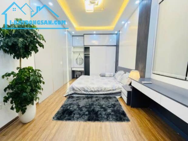 Hiếm, Vip nhất Hai Bà Trưng - Lò Đúc- 1 bước chân ra phố  - 8,98 tỷ, 45m2, chỉ về ở - 1