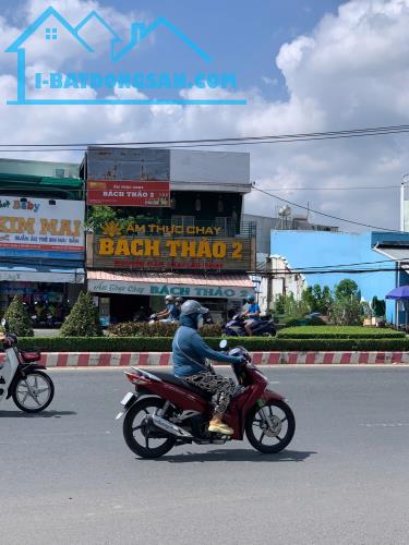 Nhà rộng rãi mặt tiền Mậu Thân đang cho cơm chay Bách Thảo thuê, Cần Thơ - 25 tỷ - 5