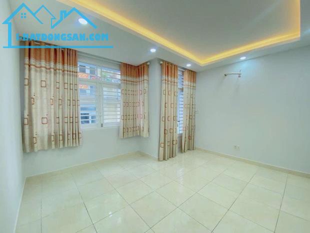 HẺM BA GÁC THÔNG - NHÀ KIÊN CỐ 40M2 - NGAY SÁT LÊ ĐẠI HÀNH QUẬN 10 - 4