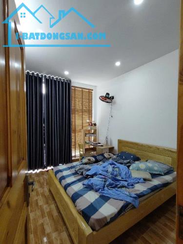GẤP BÁN, Ở NGAY - HXH 8M – 83m2x 2T BTCT - GẦN VINHOMES GRAND PARK - 5