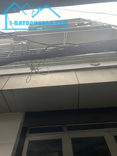 BÁN NHÀ TRẦN CUNG 40M2 - NHÀ 5 TẦNG - MT 6M - GIÁ 6.4 TỶ - 4