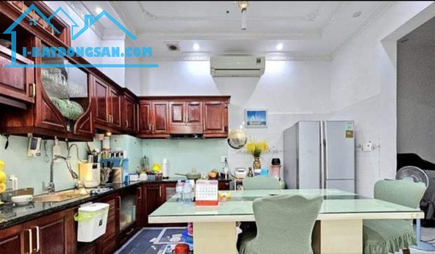 Bán nhà Đình Tiên Hoàng, Hoàng Văn Thụ, Hồng Bàng, HP. 3,5 tầng, 81m2, 9,5 tỷ. Mặt tiền 10 - 3