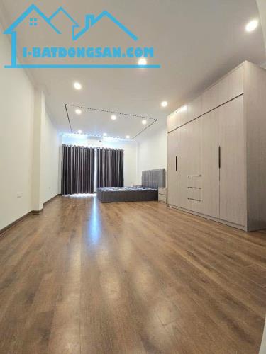 NHÀ MỚI SIÊU ĐẸP Ở LUÔN SÀI ĐỒNG 51M2 x 5T 15M ÔTÔ TRÁNH, Ở SƯỚNG. 8,15TỶ - 3