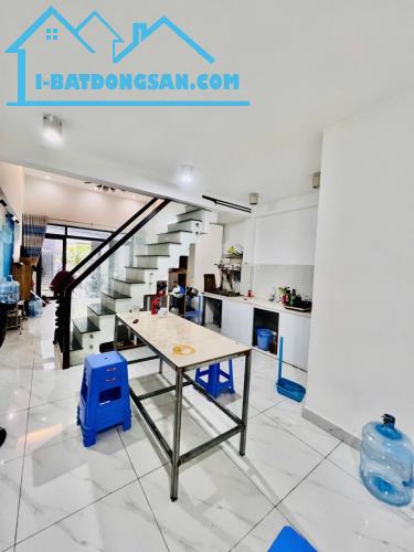 ✅ HẺM 3M NGUYỄN OANH, P.17 GV 🏤 DT 40m2. Đúc thật Trệt 1 lầu btct - 1