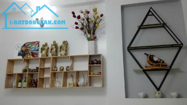 NHÀ ĐẸP, Ở NGAY, DT 80M2 x 3T BTCT, HẺM XE TẢI, Tăng Nhơn Phú A, Quận 9