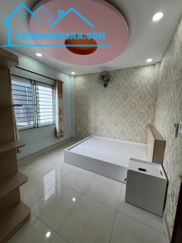 🏡 BÁN NHÀ 4 LẦU MẶT TIỀN HÀ HUY GIÁP Q12– 104M2, 8 PHÒNG, KINH DOANH TỐT🏡