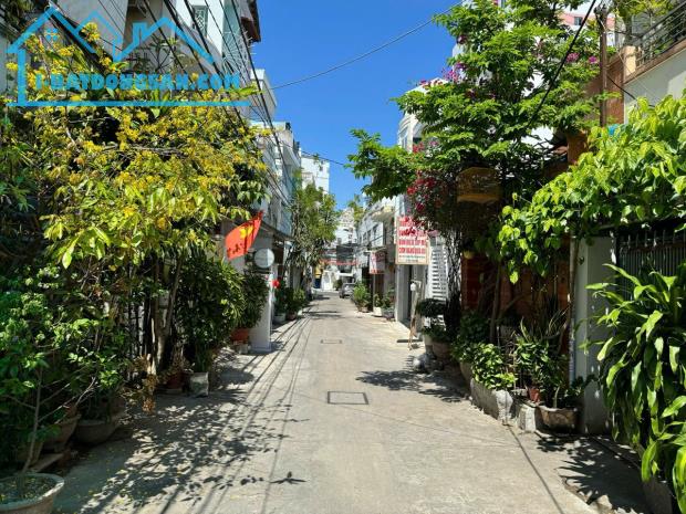 Đất hẻm ô tô thông Nguyễn Thị Minh Khai Tân Lập Nha Trang dt 94m2 giá 7 tỷ