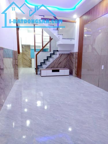 Bán Gấp, Kẹt Tiền, Nhà Bình Thạnh 2 tỷ 068 (4 x12), Cạnh bên CV Tầm Vu, đường Tầm Vu, HXH - 1