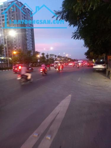 SIÊU HIẾM - 80M ĐẤT VÀNG ĐÀM QUANG TRUNG- HÌNH THỬA ĐẸP - KINH DOANH, Ô TÔ 7 CHỖ VÀO ĐẤT - 2