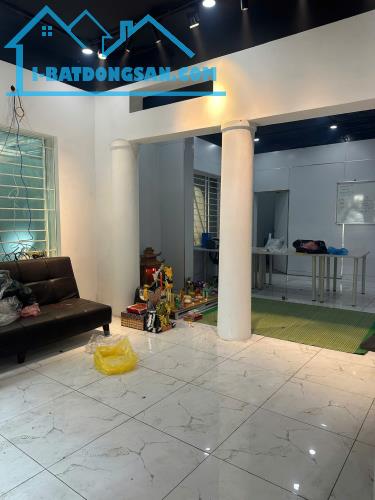 Bán nhà phố Nguyễn Trãi, DT 72m, 5 tầng, MT 6.6m, giá 22.85 tỷ. - 1