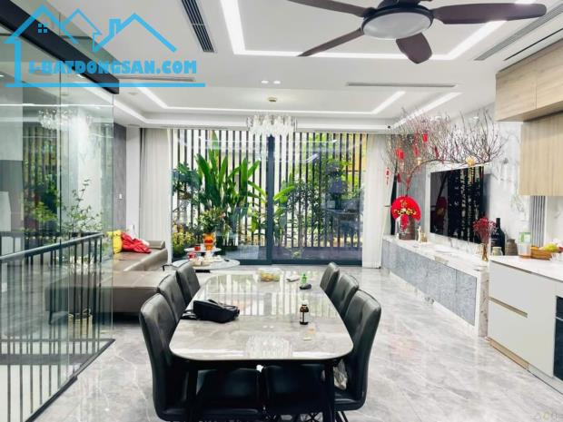 CHỈ 9 TỶ - 50M2 NGHI TÀM - 5T KHUNG CỘT - LÔ GÓC - KINH DOANH - Ô TÔ - 0983458219