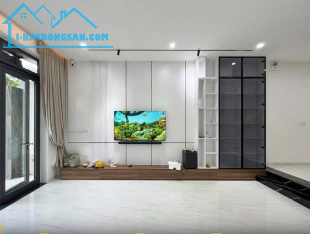 BÁN NHÀ-GIẢM GIÁ-TRỆT LẦU-90M2-ĐỖ XUÂN HỢP-THÀNH PHỐ THỦ ĐỨC.NHỈNH 5 TỎI. - 1