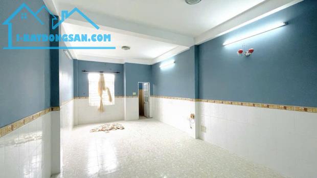 NHÀ 3 TẦNG SÁT VÒNG XOAY AN LẠC HẺM XE TẢI 80M2 GIÁ NHỈNH 5 TỶ - 3