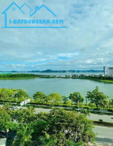 Chính chủ cần bán căn hộ 2Pn 76m2 View Biển trung tâm du lịch Bãi Cháy, Hạ Long.