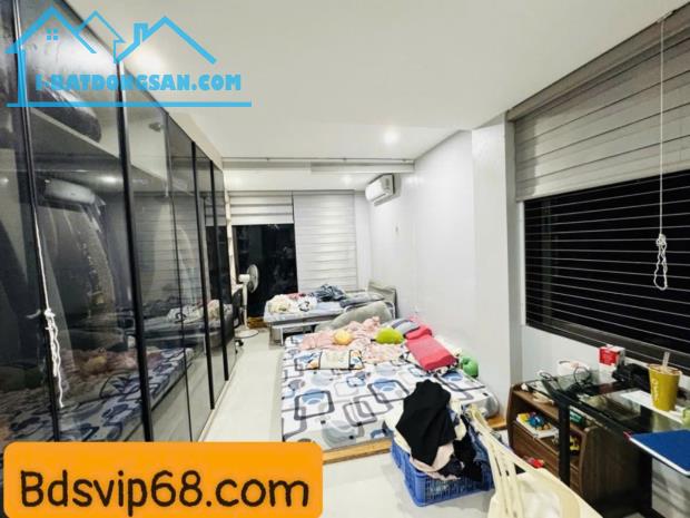 Bán nhà mặt ngõ đường Giáp Nhất, ô tô đỗ cửa 40m2 nhà đẹp 7 tầng, thang máy giá 10.8 tỷ - 1